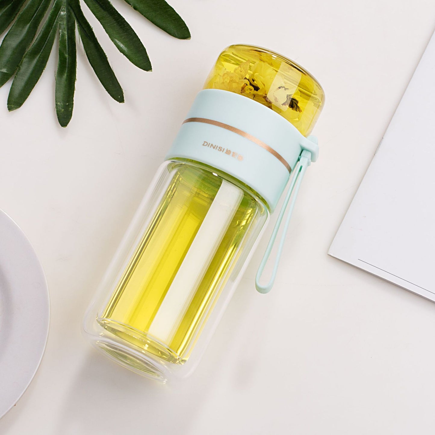 Glass Water Bottle With Tea Infuser Filter Tea Separation Double Wall Glass Bottle Leakproof Water Bottle - roamtheridge.com