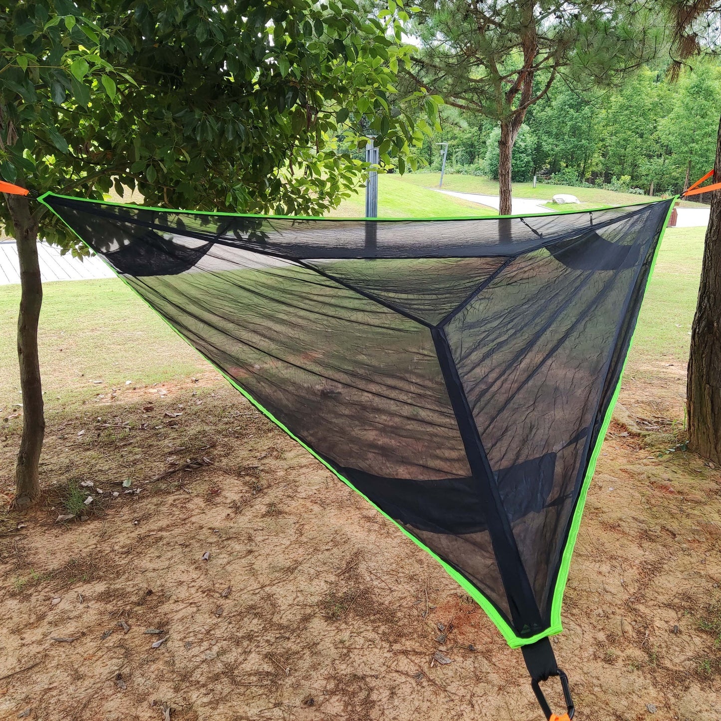 Folding Portable Mesh Hammock - roamtheridge.com